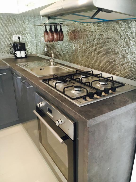 Ely Residence ママイア エクステリア 写真